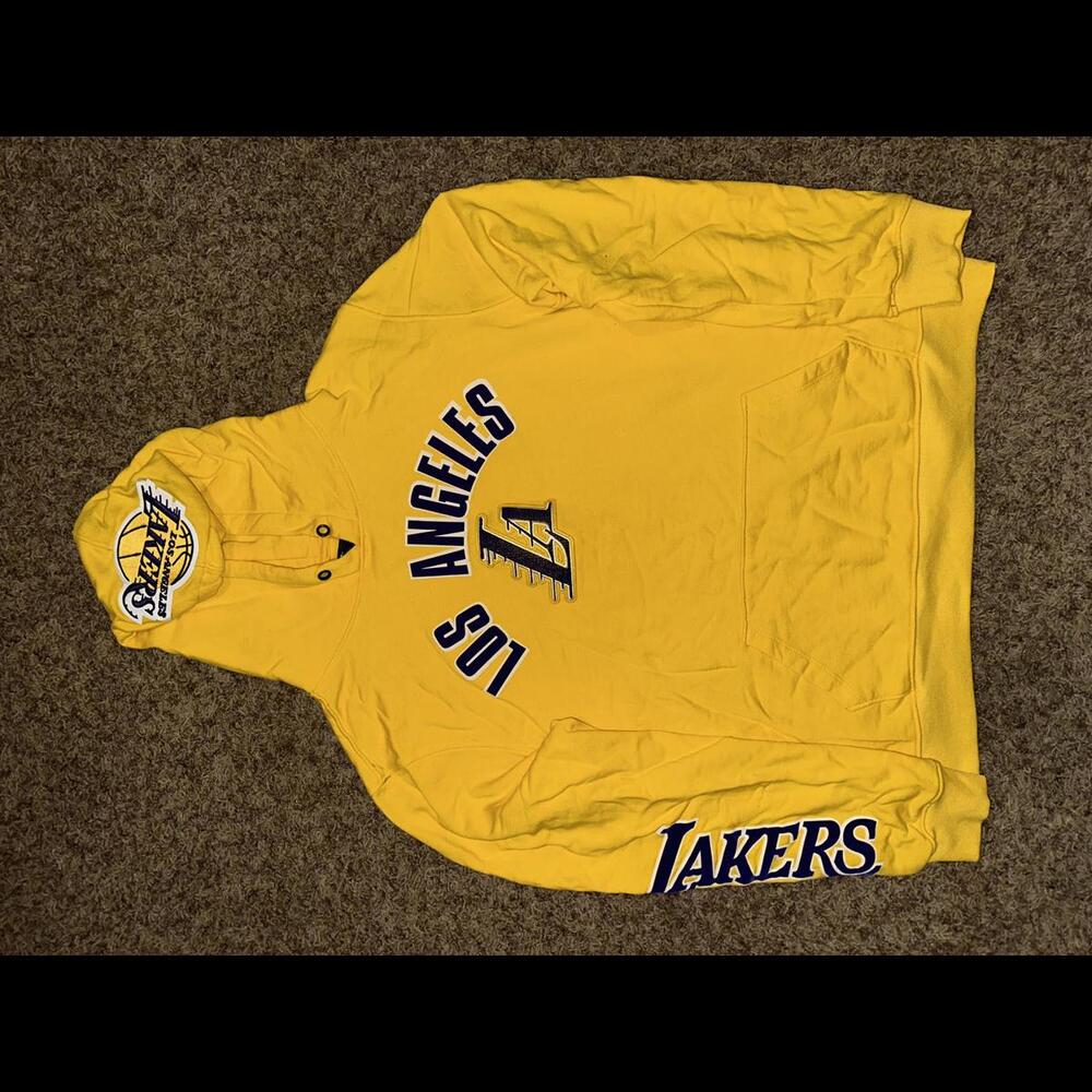 NBA Los Angeles Lakers Men’s Classic Chenille PO Hoodie